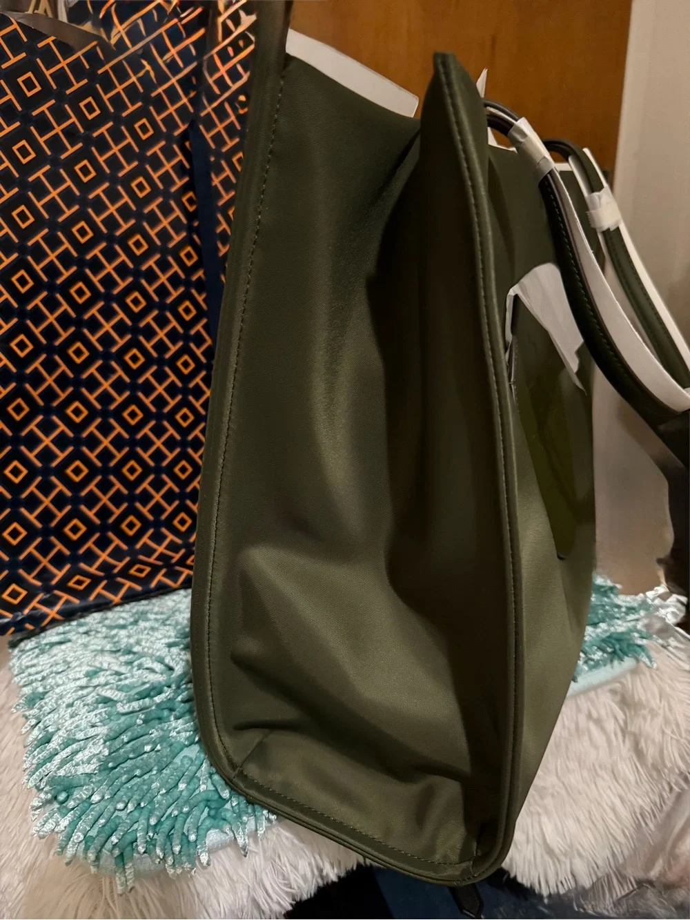 Authentic Brand New Ella Tote Large Olive Green